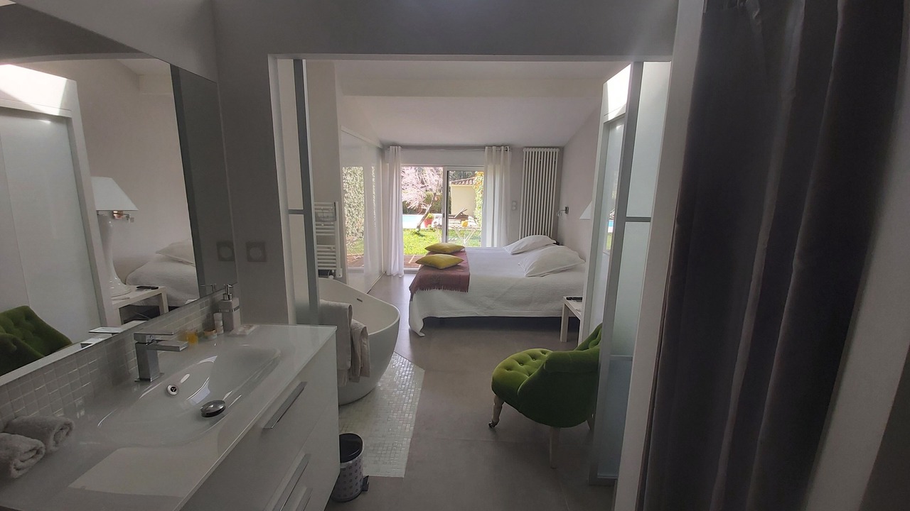 Photo of Bedroom in Vedene