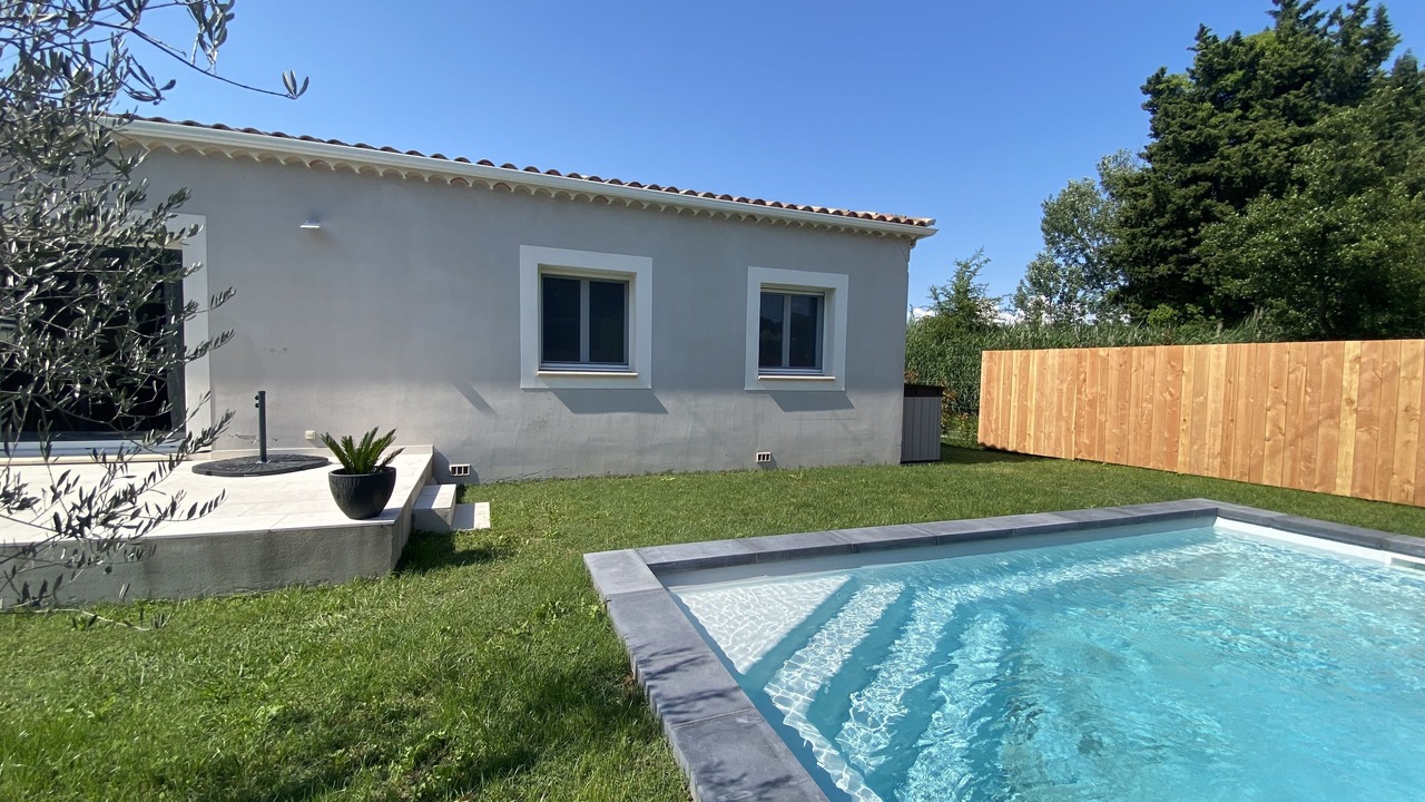 Photo of Outdoor in Chateauneuf-de-Gadagne