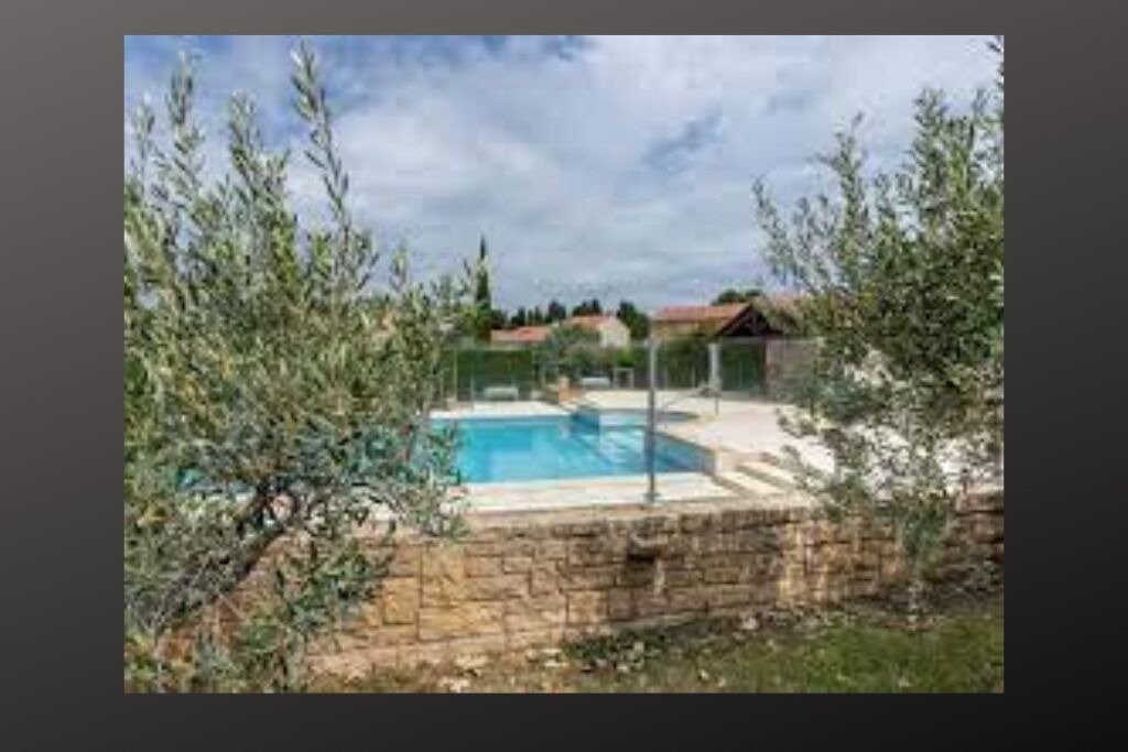 Photo of Outdoor in Maussane