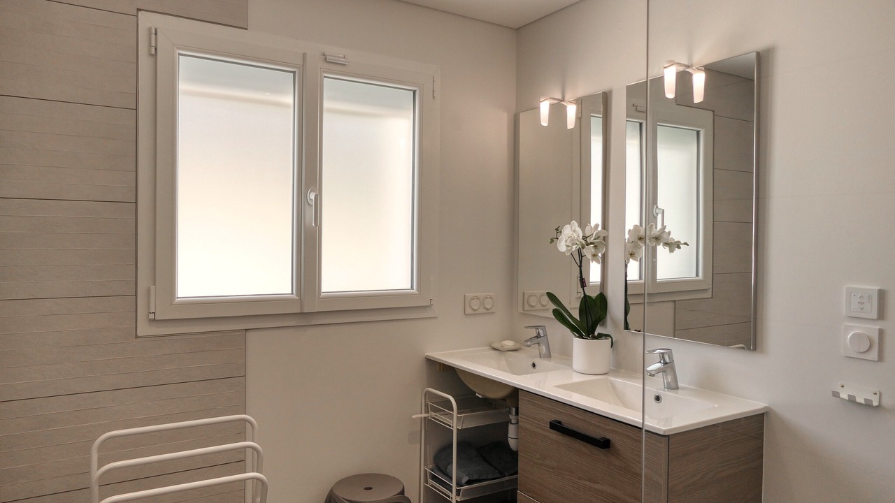 Photo of Bathroom in Montsegur-sur-Lauzon