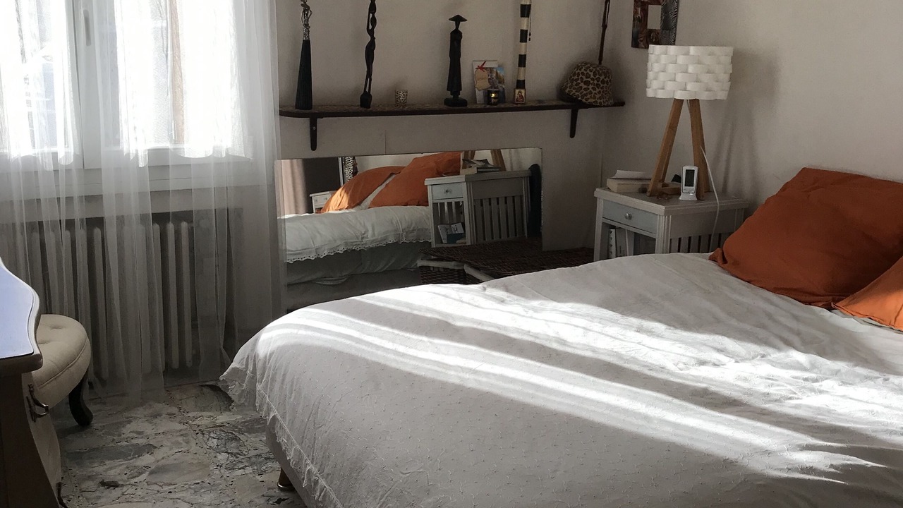 Photo of Bedroom in 9th Arrondissement