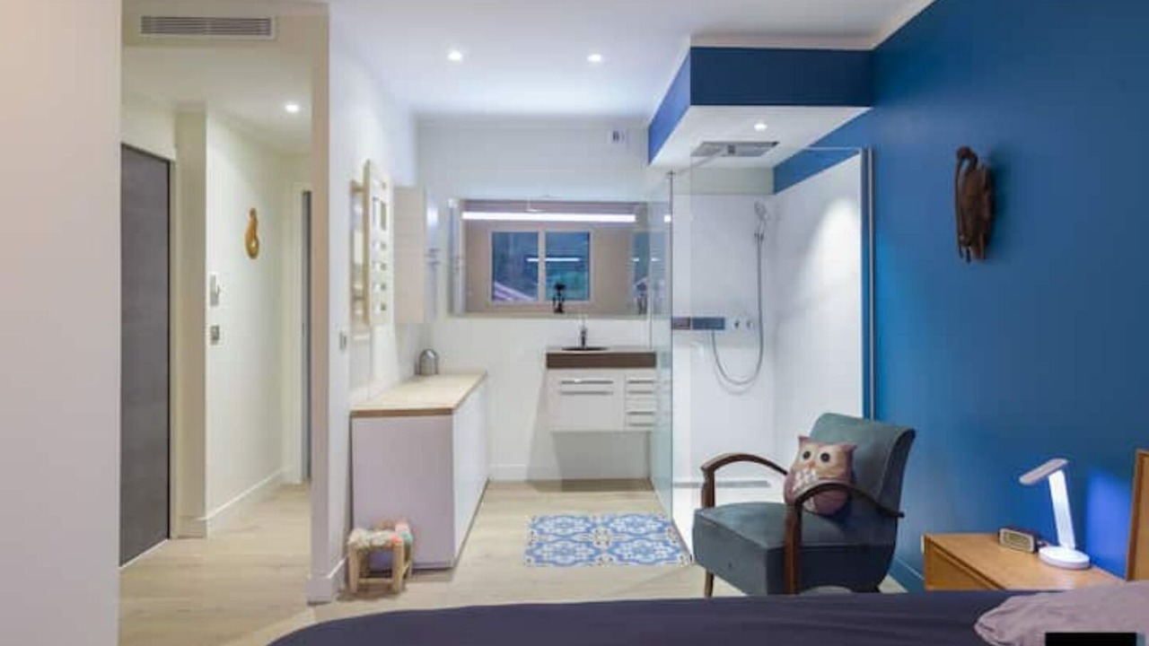Photo of Bedroom in Les Baumettes
