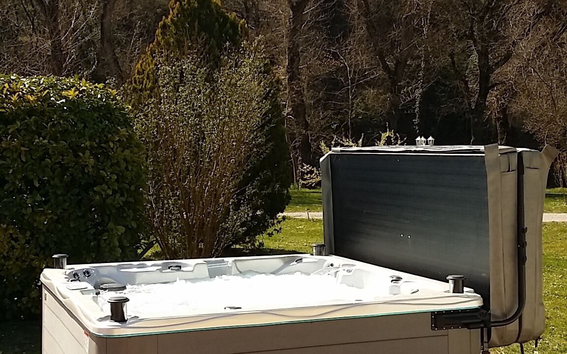 Photo of Outdoor in Sainte-Tulle