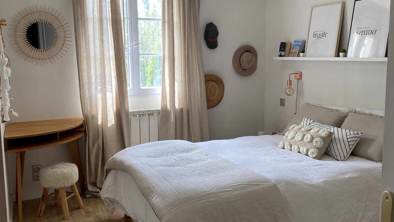 Photo of Bedroom in Entraigues-sur-la-Sorgue