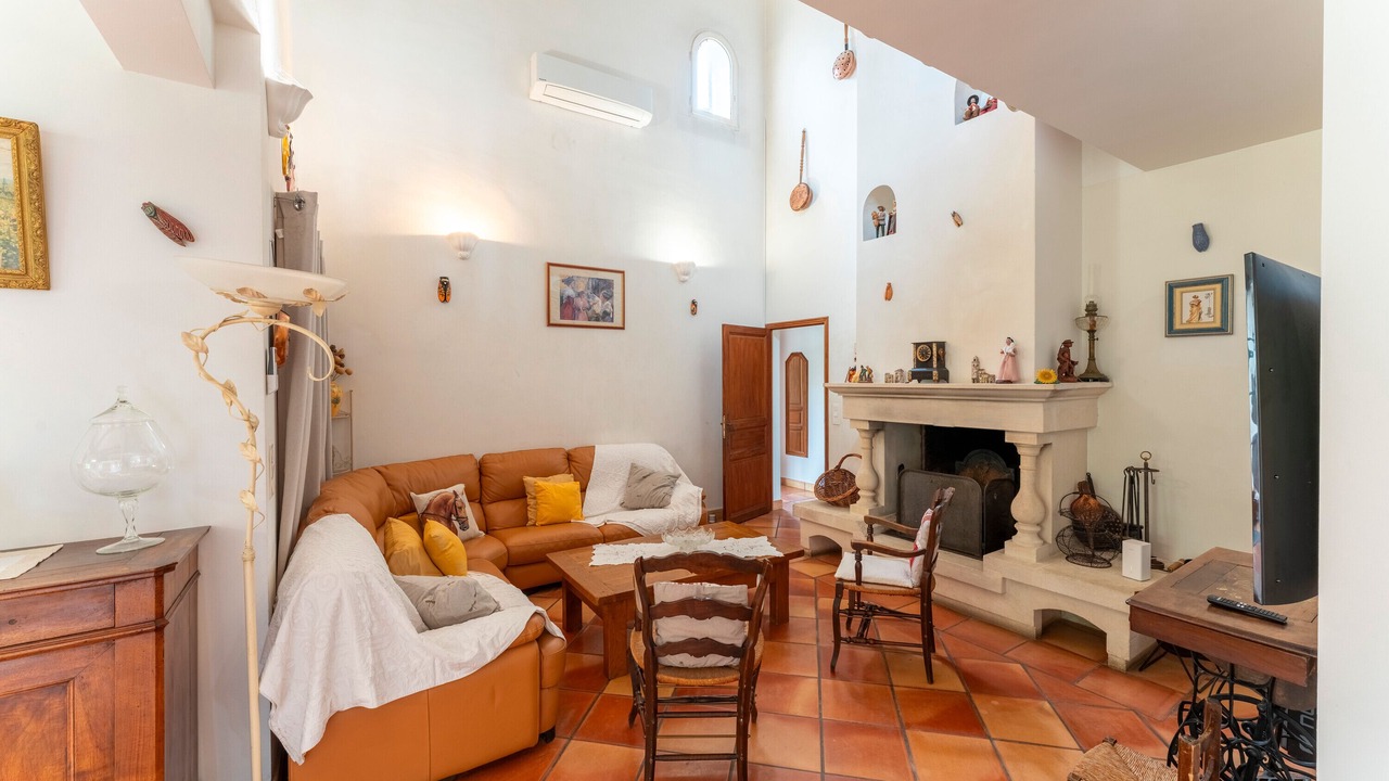 Photo of Livingroom in Saint-Etienne-du-Gres