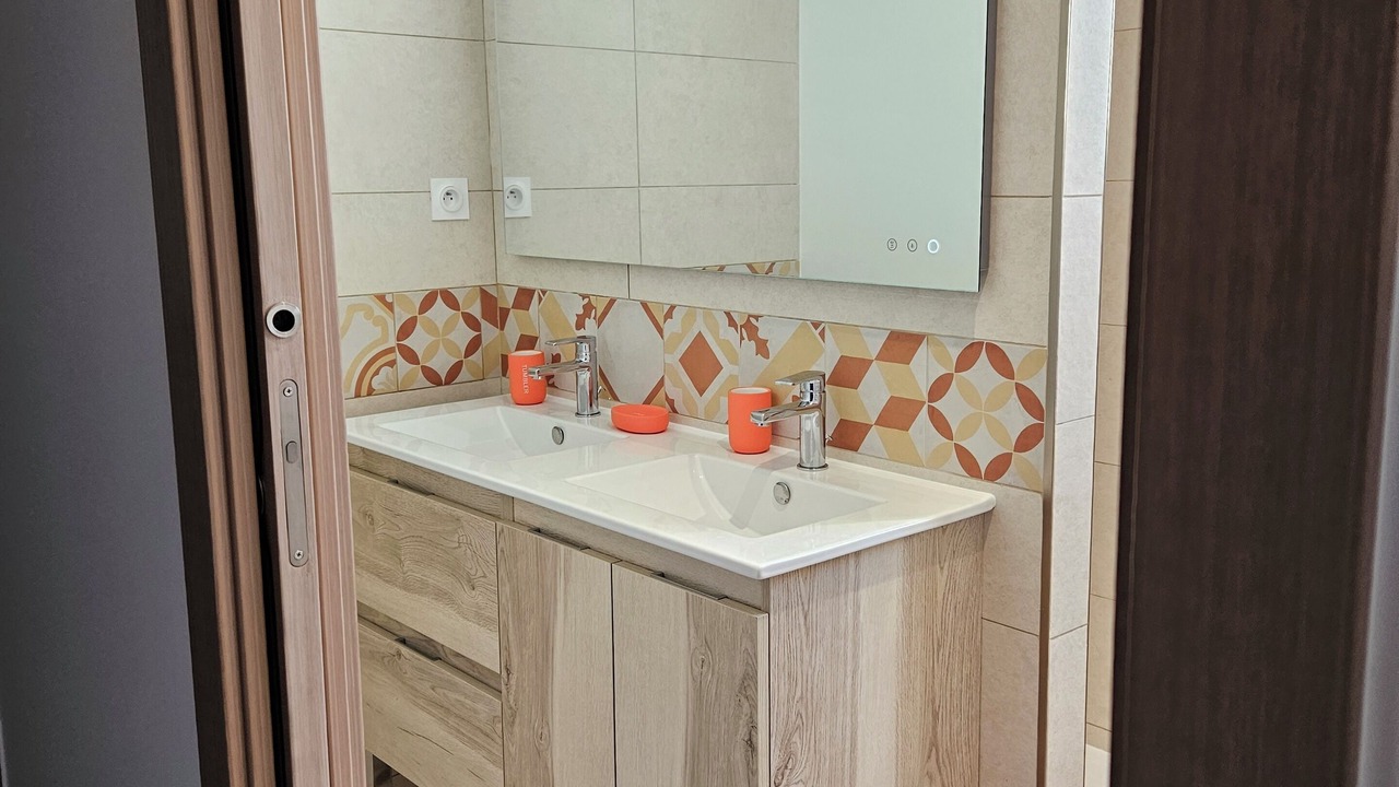 Photo of Bathroom in Sainte-Tulle