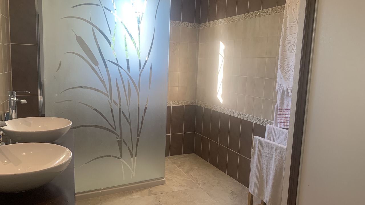 Photo of Bathroom in Valbelle