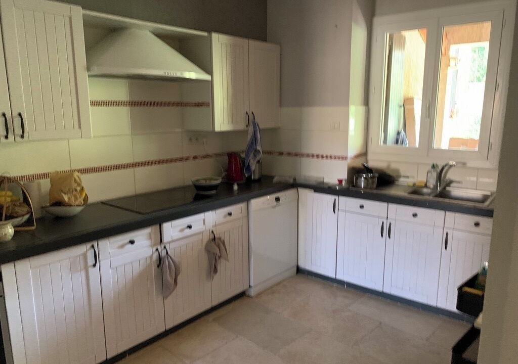 Photo of Kitchen in Valbelle