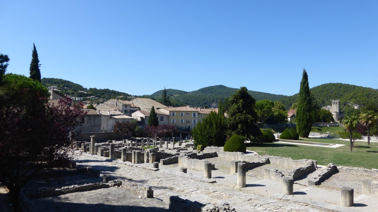 Photo of Others in Vaison-la-Romaine