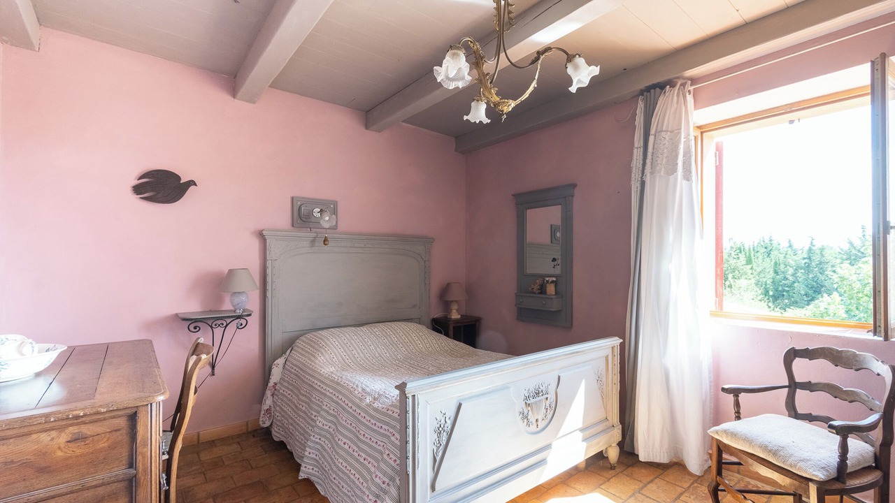 Photo of Bedroom in Cabries