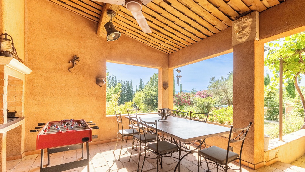 Photo of Outdoor in Cabries