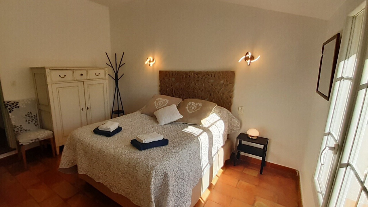 Photo of Bedroom in Roaix