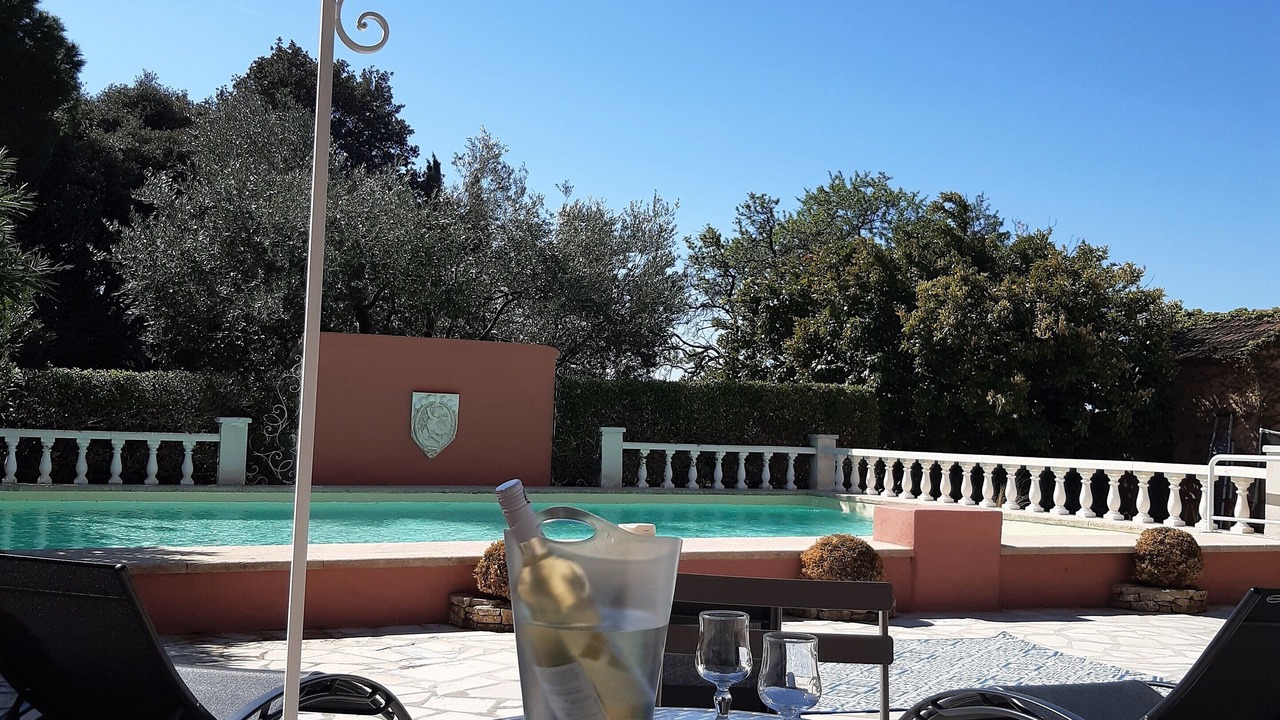 Photo of Outdoor in Roaix