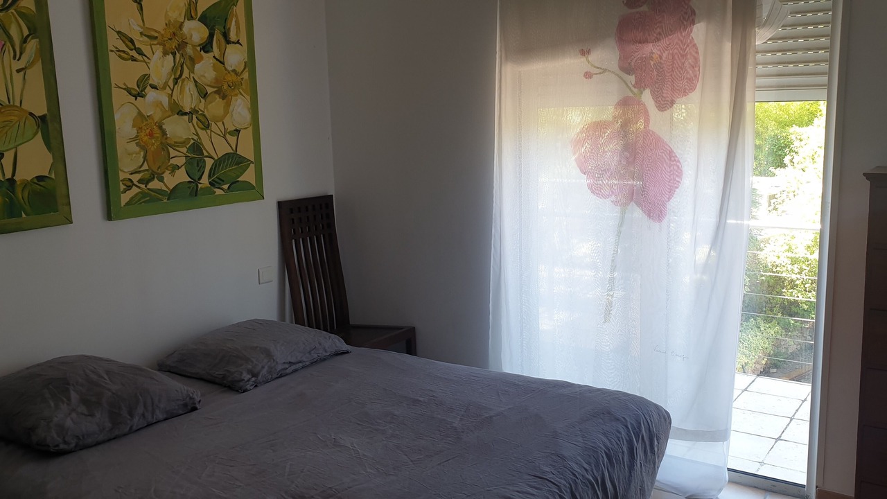 Photo of Bedroom in Roquevaire