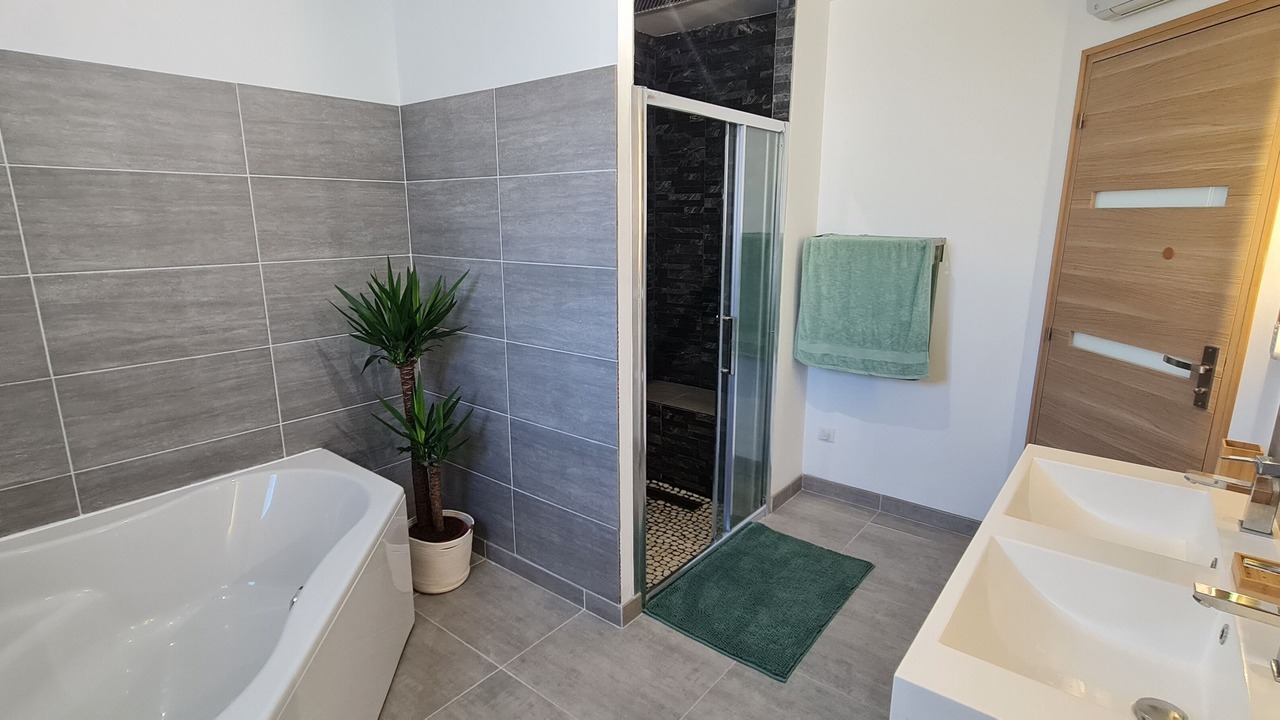 Photo of Bathroom in Martigues