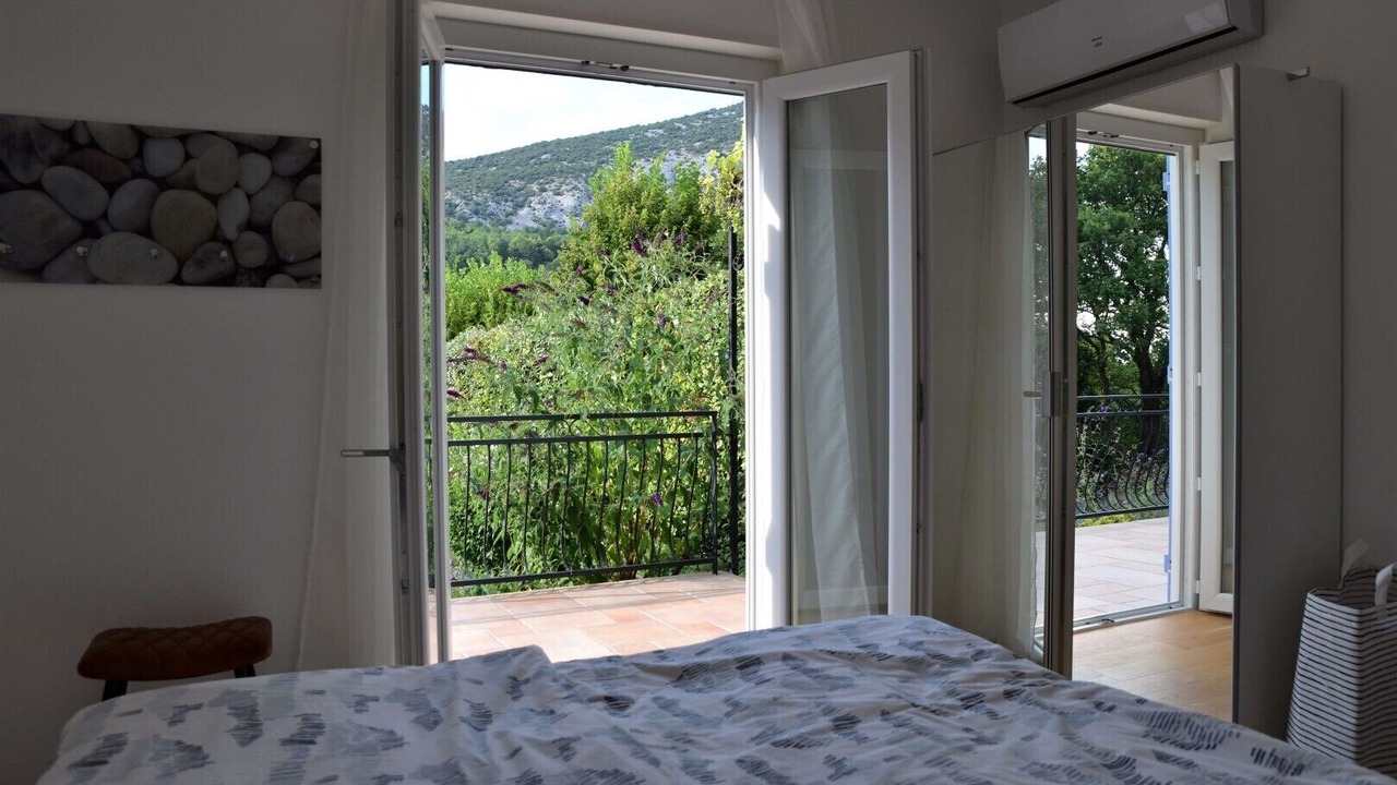 Photo of Bedroom in Beaumont-du-Ventoux
