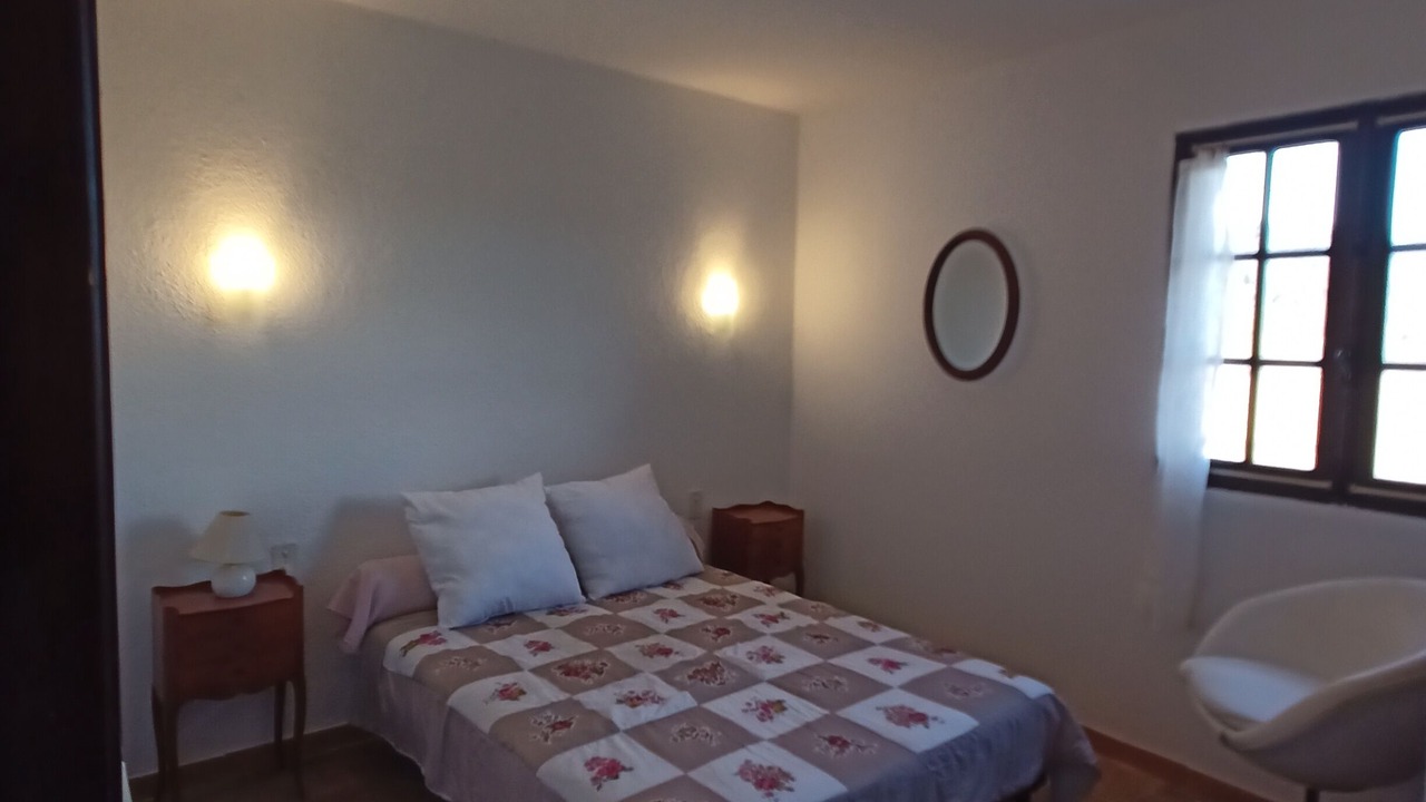 Photo of Bedroom in Montmeyan