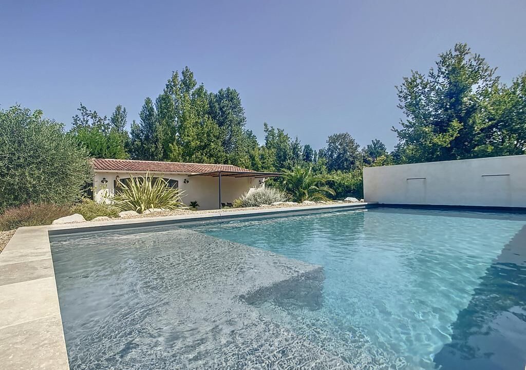 Photo of Outdoor in Noves
