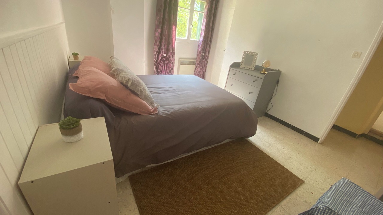 Photo of Bedroom in Beaumont-du-Ventoux