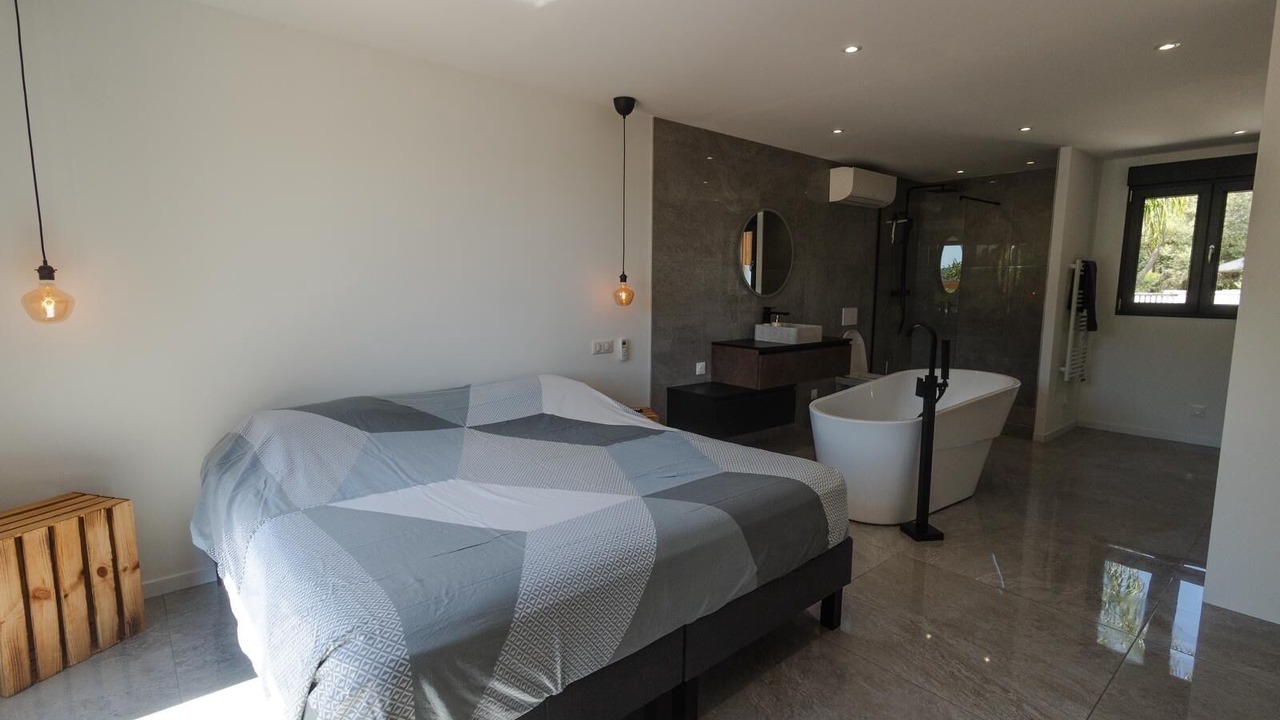Photo of Bedroom in Bormes-Les-Mimosas