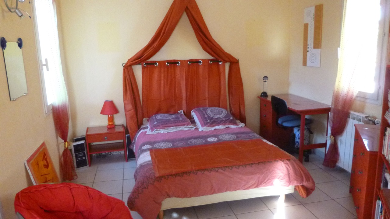 Photo of Bedroom in Pierrevert