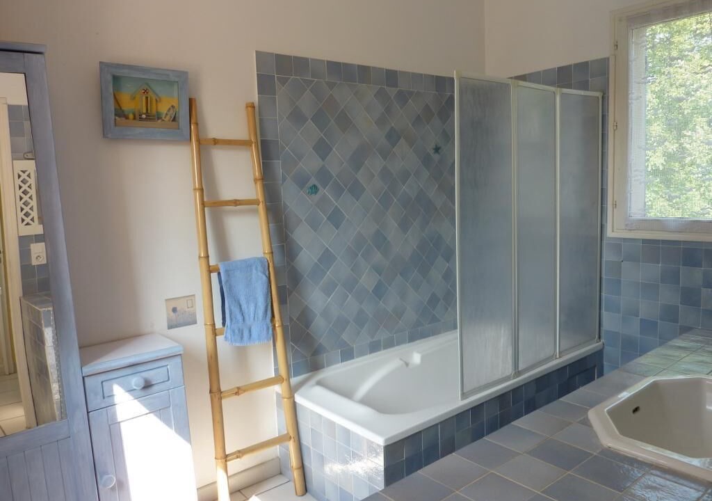 Photo of Bathroom in Pierrevert