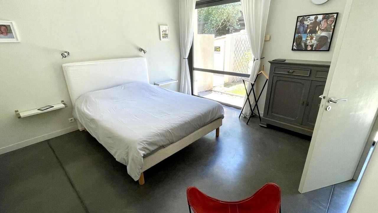 Photo of Bedroom in Trets