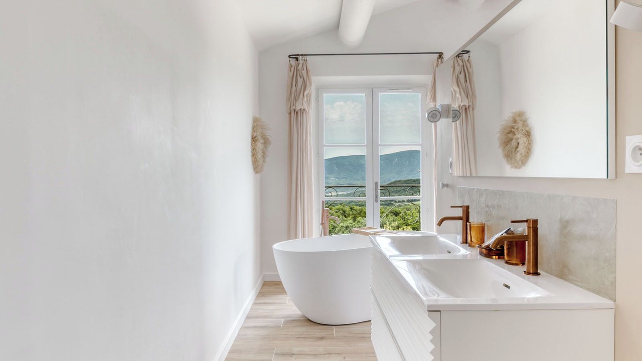 Photo of Bathroom in Viens