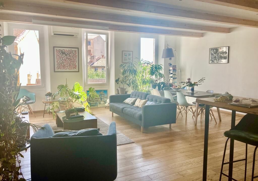 Photo of Livingroom in Saint-Lambert