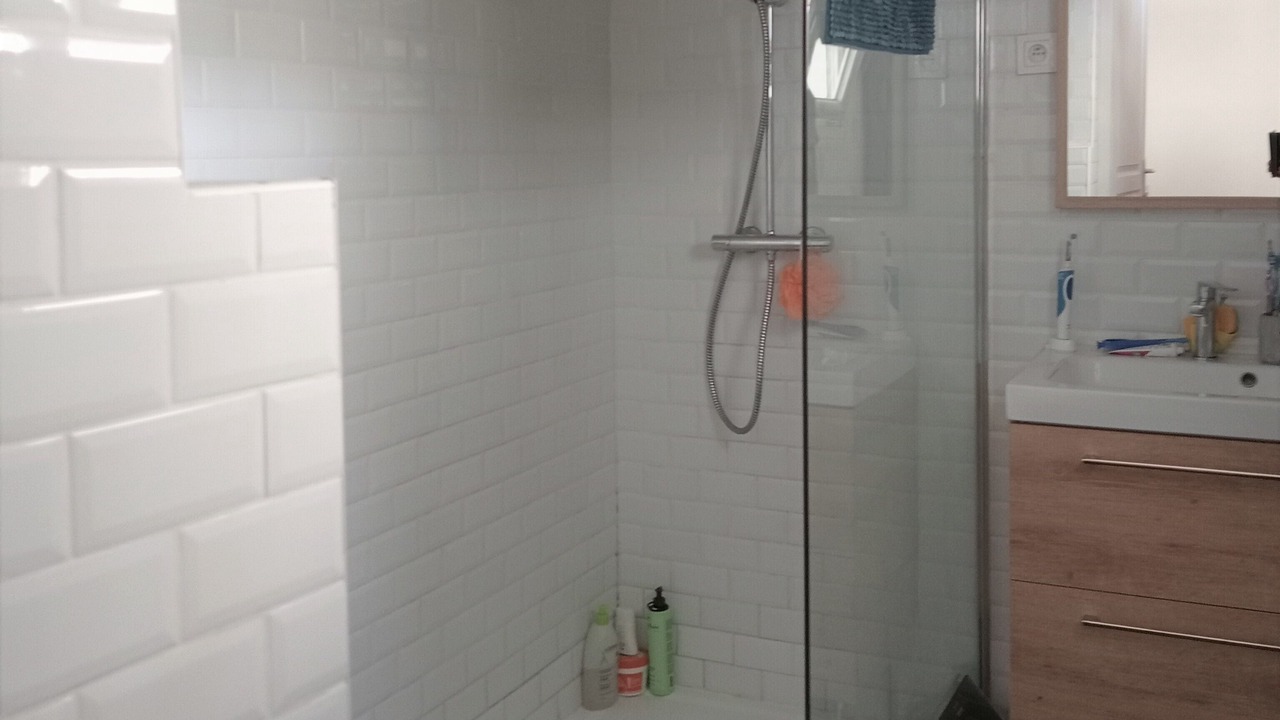 Photo of Bathroom in Saint-Lambert