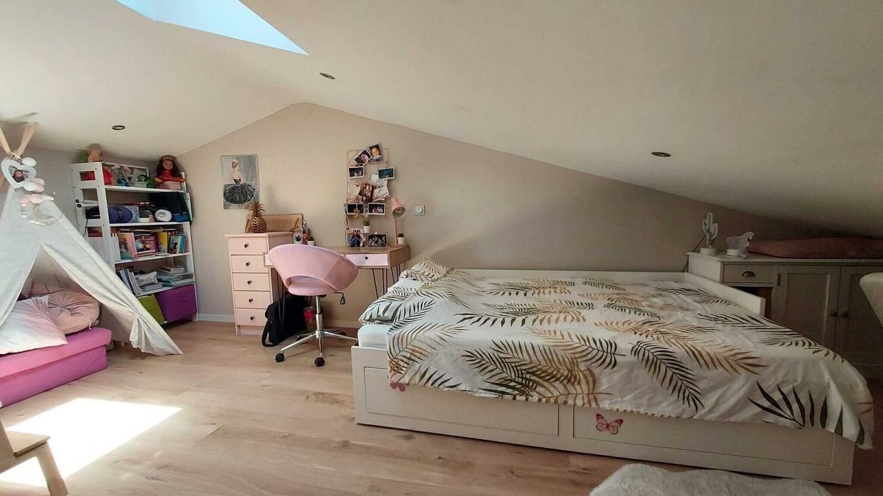 Photo of Bedroom in Saint-Cannat