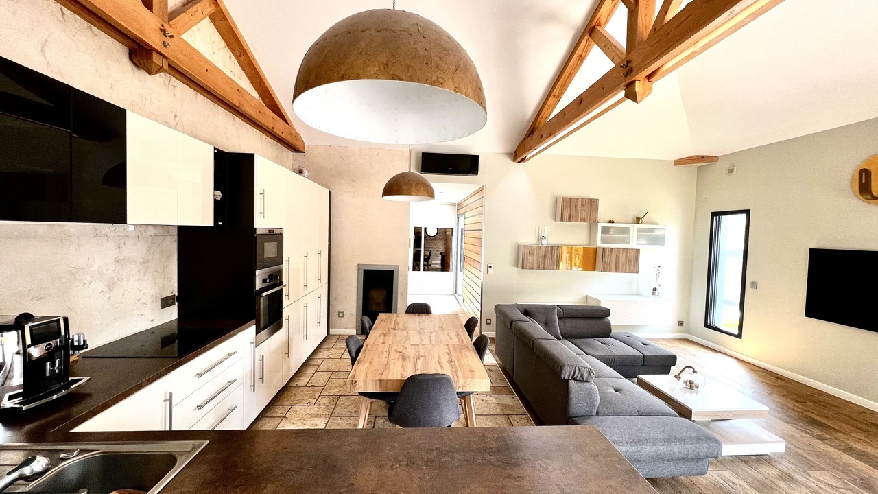 Photo of Livingroom in Pelissanne