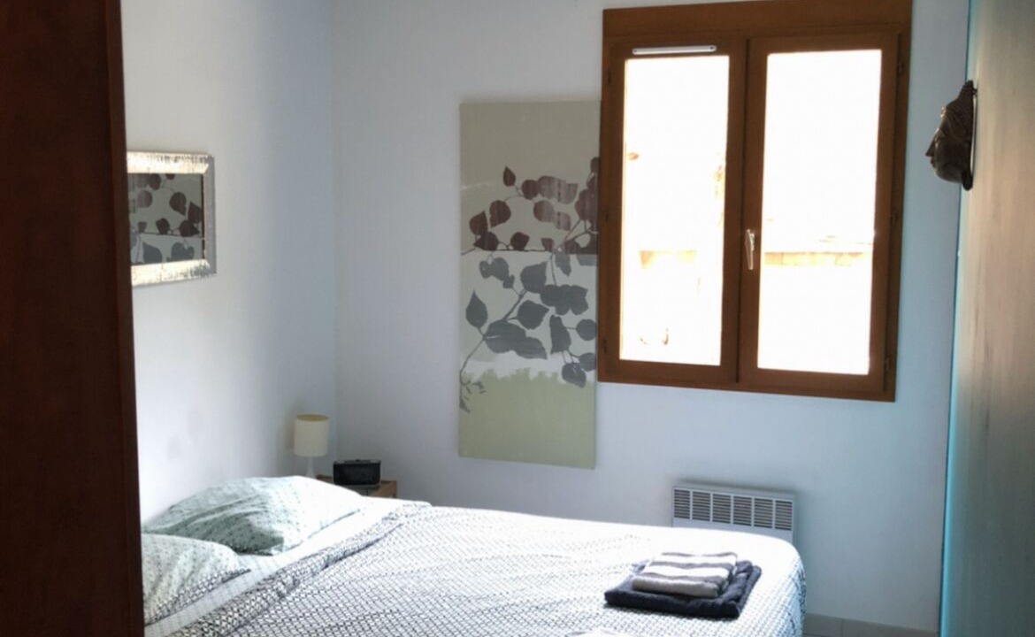 Photo of Bedroom in Cuges-les-Pins