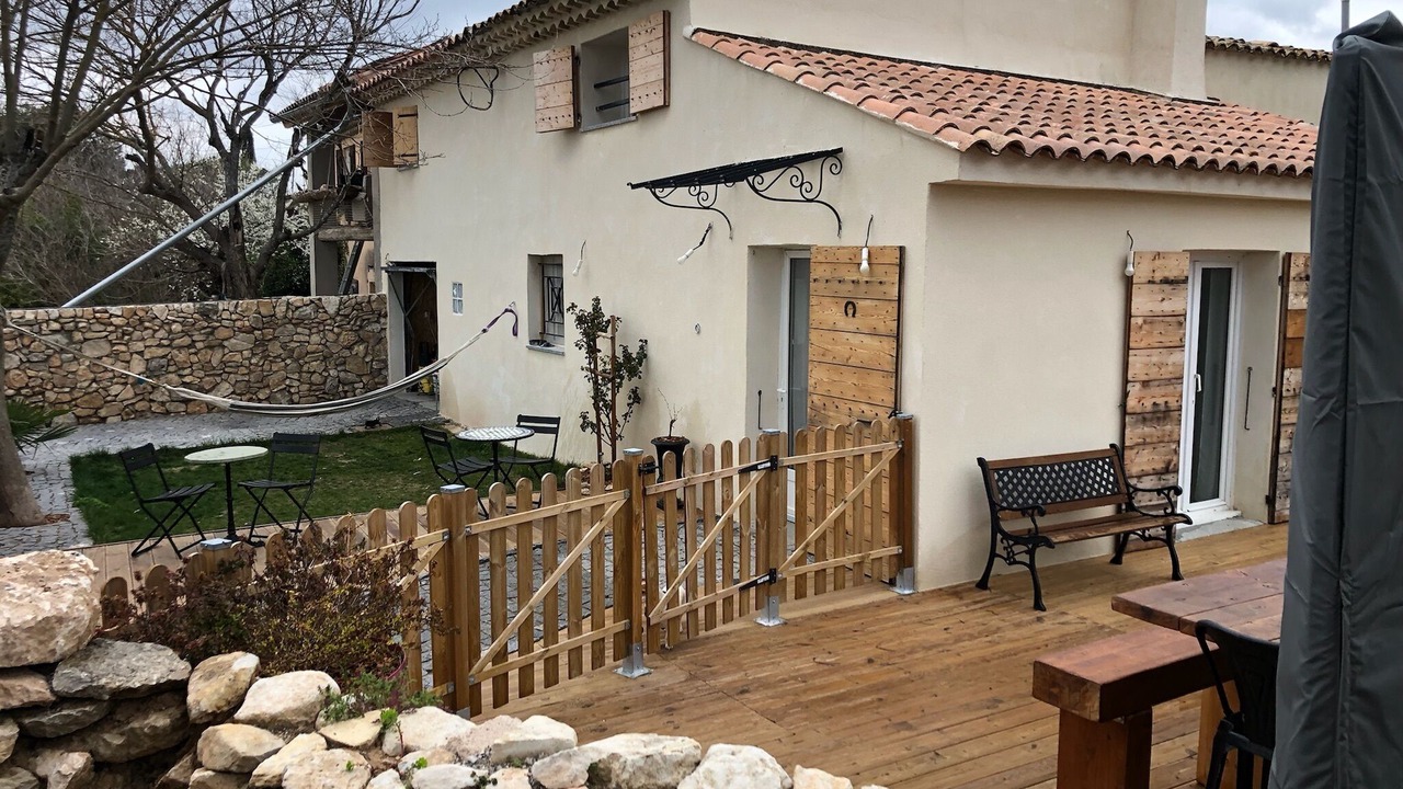 Photo of Outdoor in Venelles
