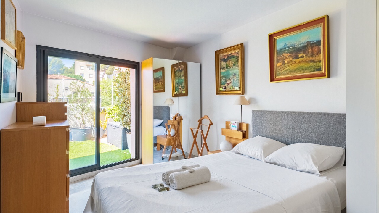 Photo of Bedroom in Perier