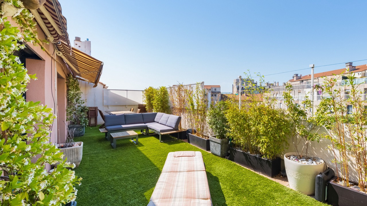 Photo of Outdoor in Perier