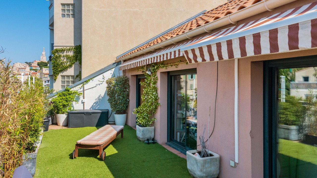Photo of Patio Balcony in Perier