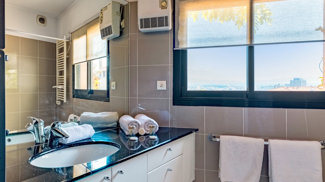 Photo of Bathroom in Perier