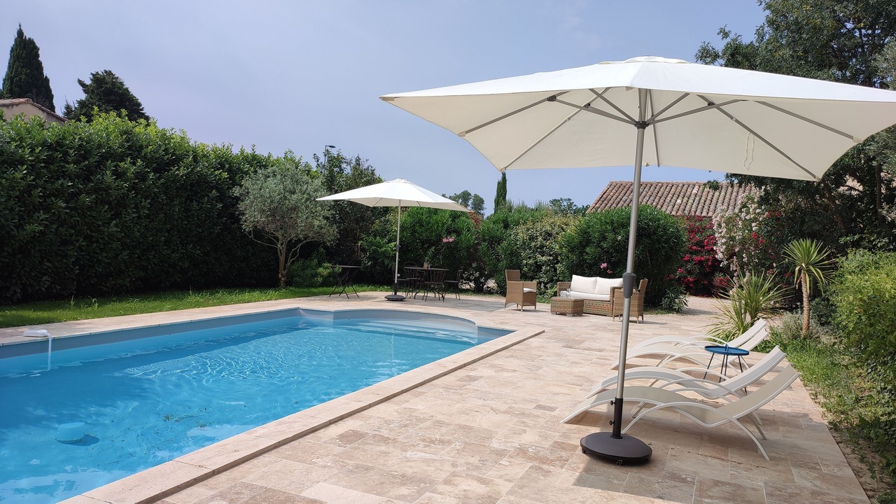 Photo of Outdoor in Caderousse