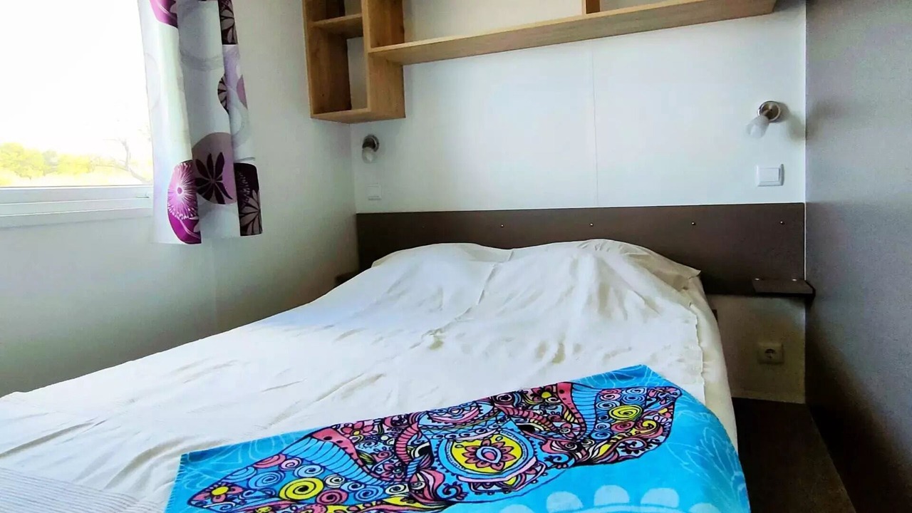 Photo of Bedroom in Saint-Mitre-les-Remparts