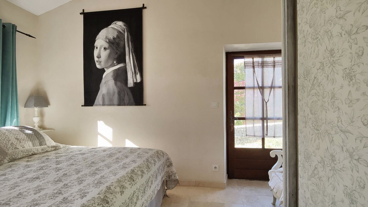 Photo of Bedroom in Saint-Martin-de-Castillon
