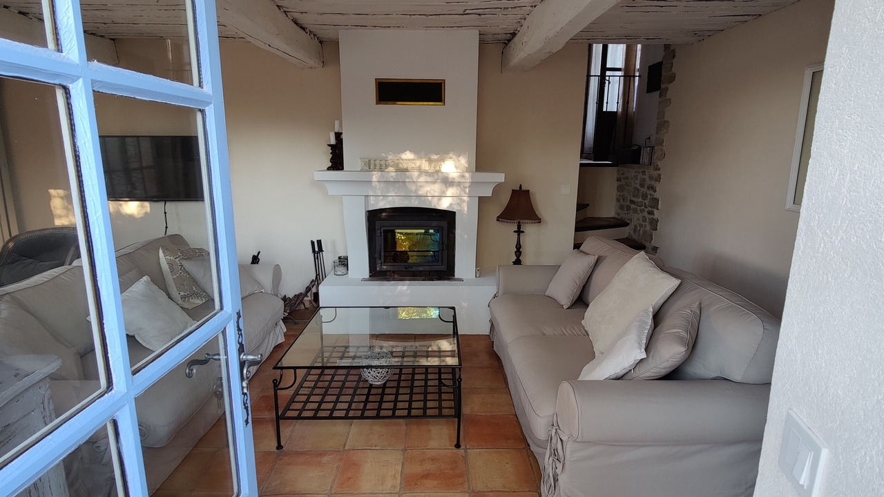 Photo of Livingroom in Saint-Martin-de-Castillon