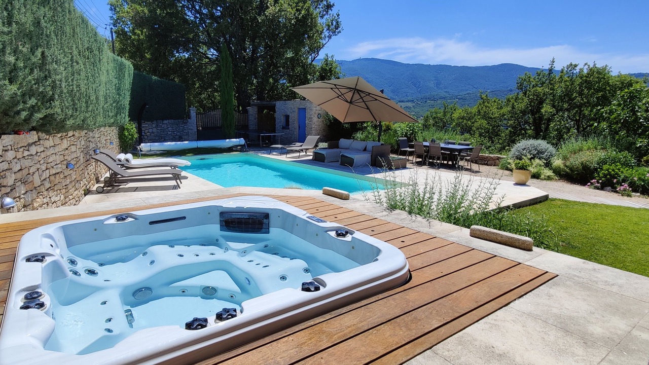 Photo of Outdoor in Saint-Martin-de-Castillon