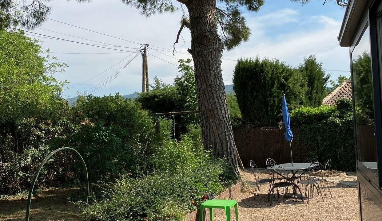 Photo of Outdoor in Robion