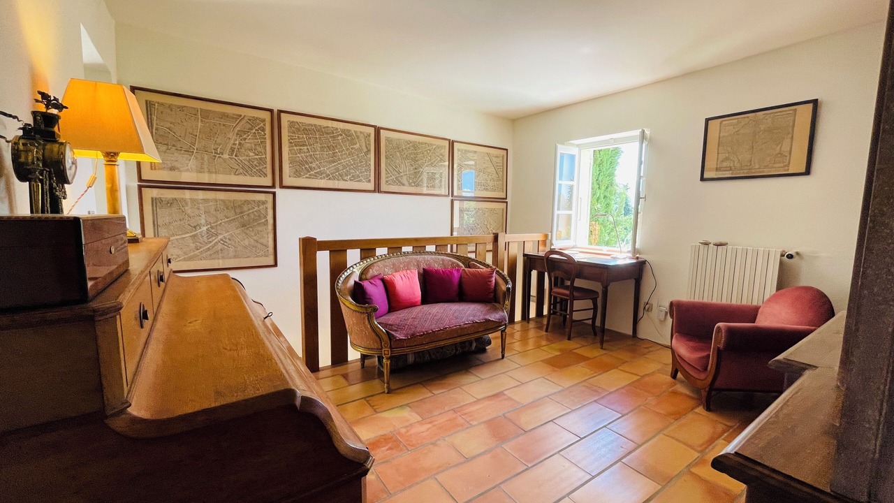 Photo of Livingroom in Mirabel-aux-Baronnies