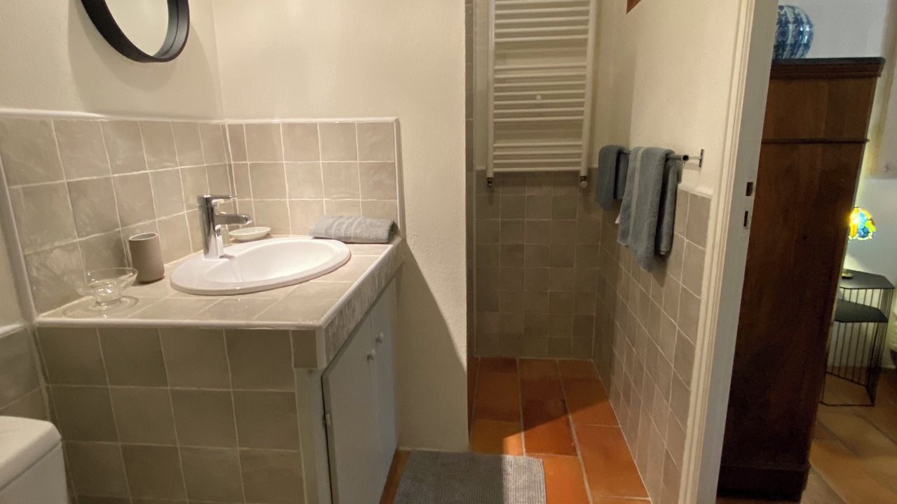 Photo of Bathroom in Mirabel-aux-Baronnies