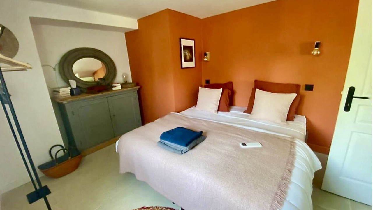 Photo of Bedroom in Venasque