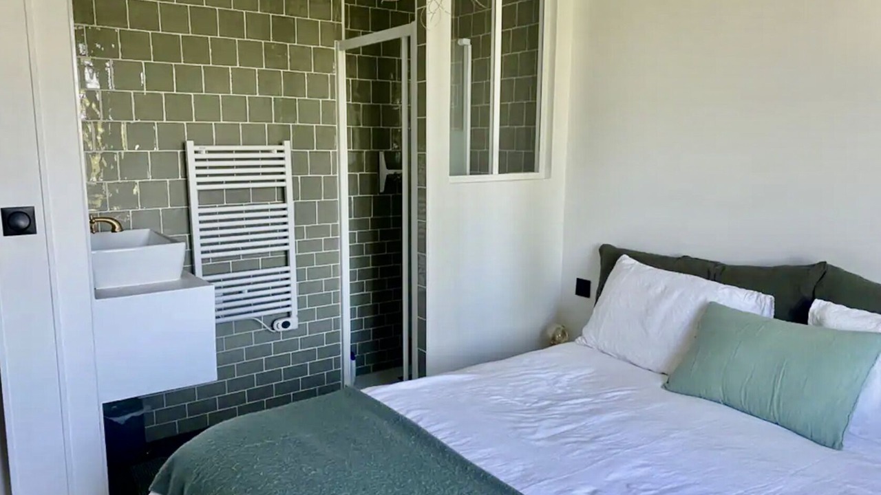 Photo of Bedroom in Venasque