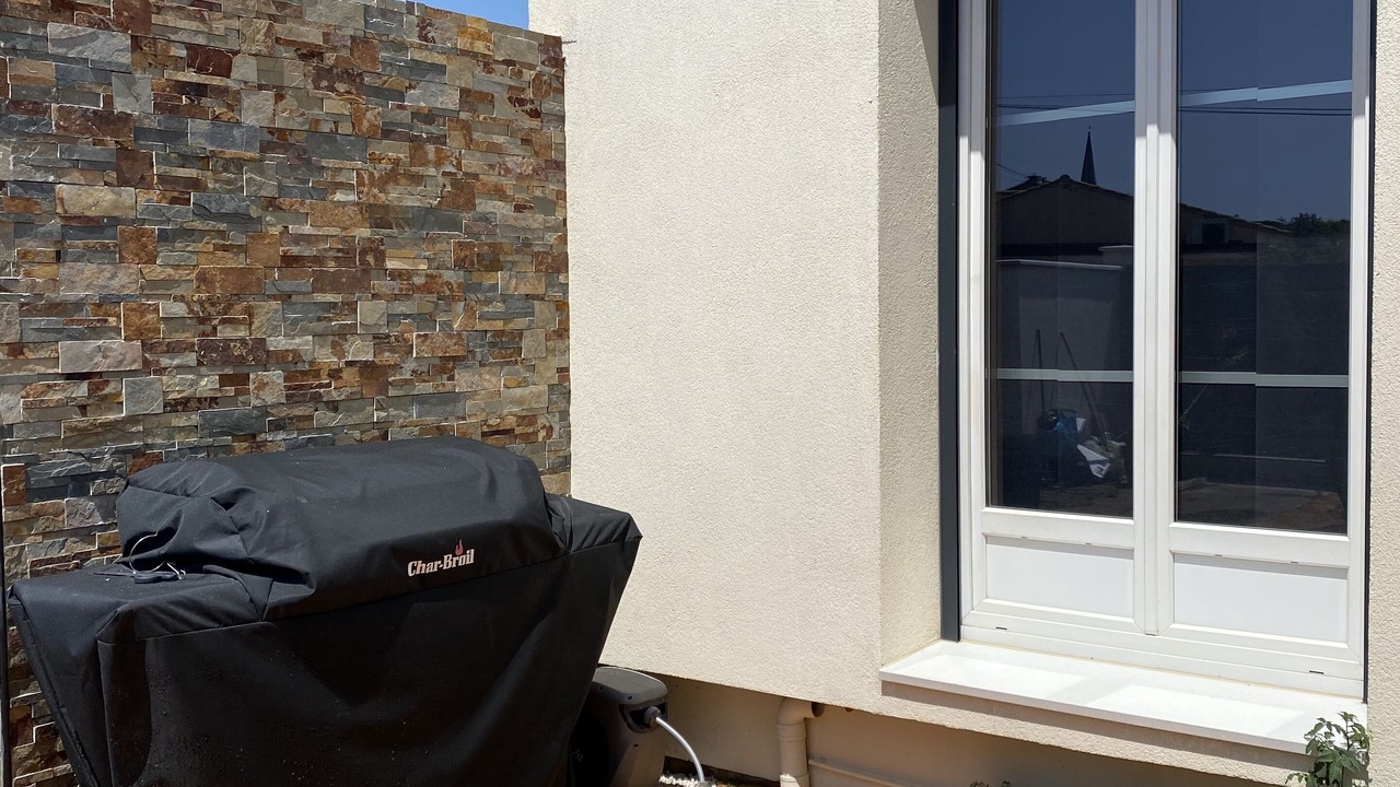 Photo of Patio Balcony in Montfavet