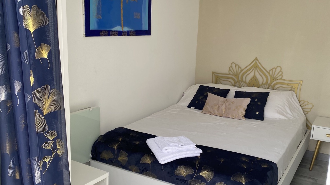 Photo of Bedroom in Montfavet